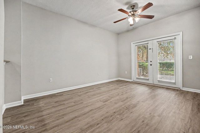 1517 FIELDVIEW Drive, Jacksonville, FL 32225