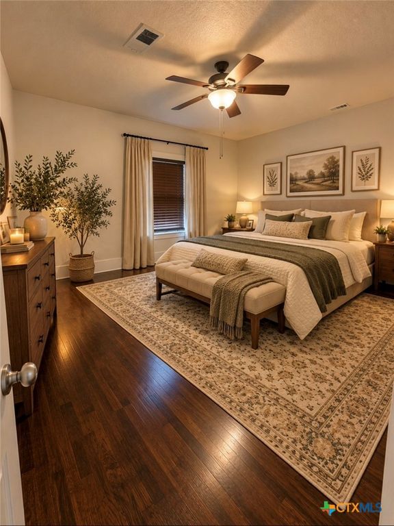Image 3 of property listing at 702 N 8th Street, Temple, TX 76501