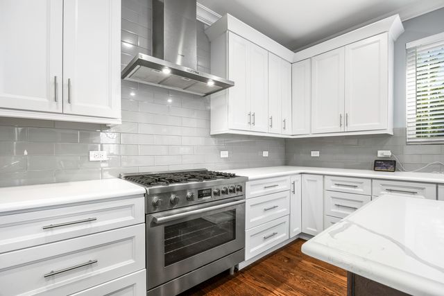 20553 N Horatio Boulevard, Prairie View, IL 60069