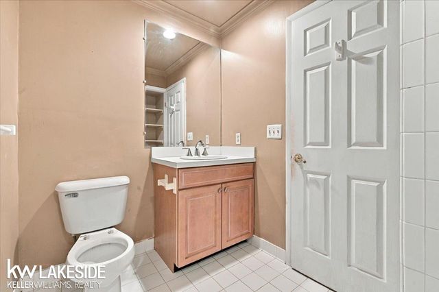 45491 Meadows Square, Macomb, MI 48044