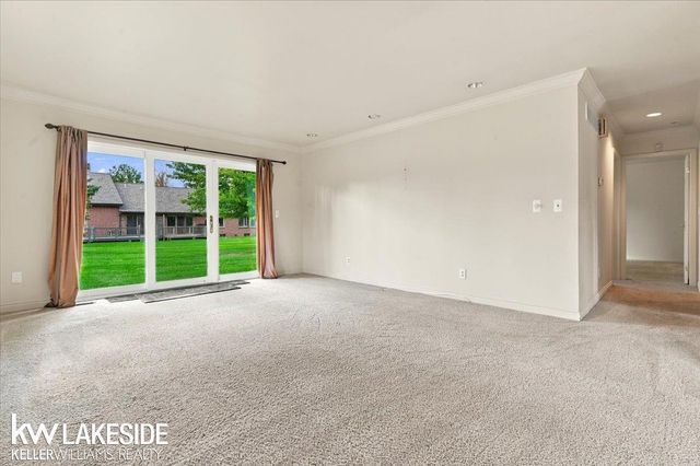 45491 Meadows Square, Macomb, MI 48044