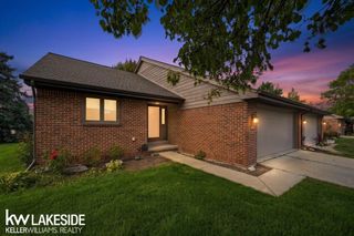 45491 Meadows Square, Macomb, MI 48044