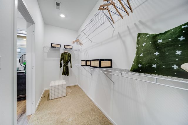 16592 E 31st Ln, Spokane Valley, WA 99037