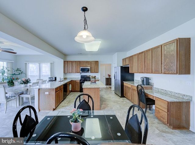 29 ENDEAVOR BLVD, East Windsor, NJ 08520