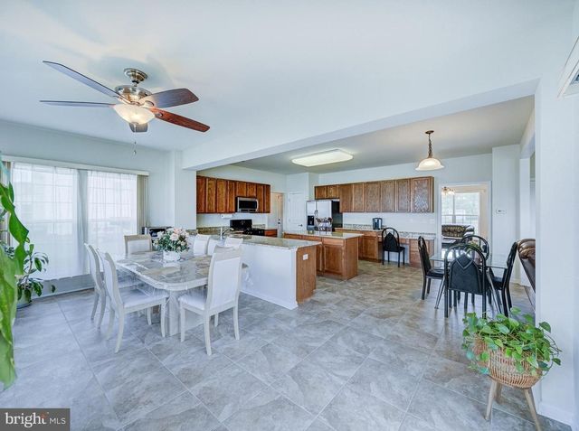 29 ENDEAVOR BLVD, East Windsor, NJ 08520