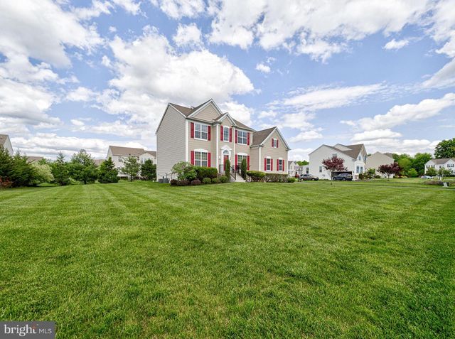 29 ENDEAVOR BLVD, East Windsor, NJ 08520