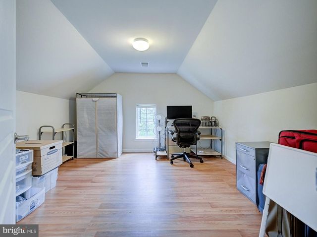 29 ENDEAVOR BLVD, East Windsor, NJ 08520