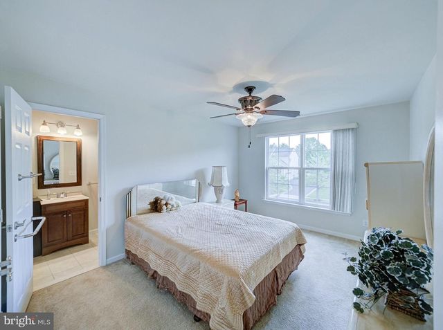 29 ENDEAVOR BLVD, East Windsor, NJ 08520