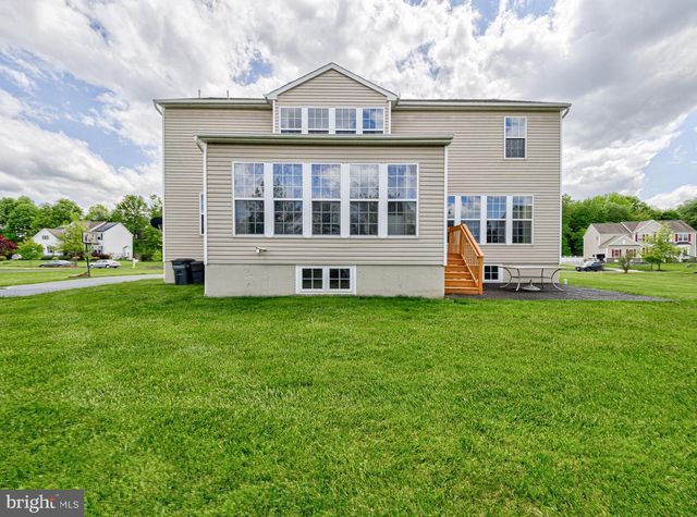 29 ENDEAVOR BLVD, East Windsor, NJ 08520