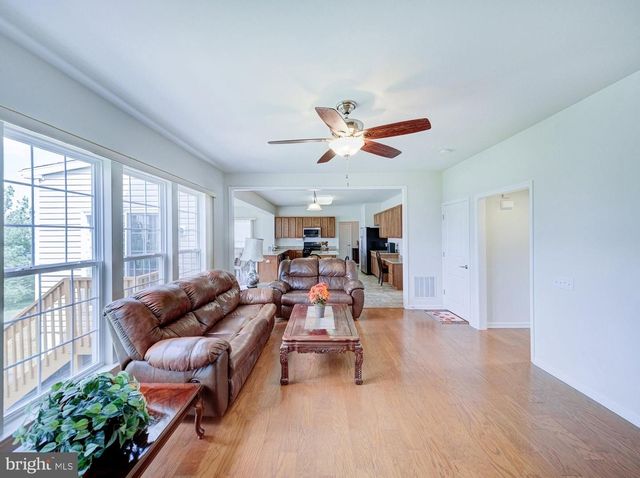 29 ENDEAVOR BLVD, East Windsor, NJ 08520