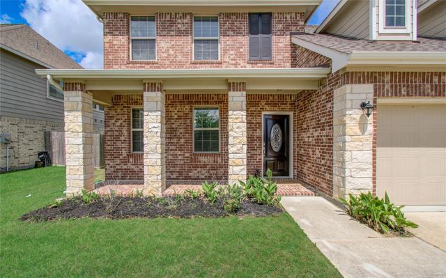 12319 Gatewood Drive, Mont Belvieu, TX 77535