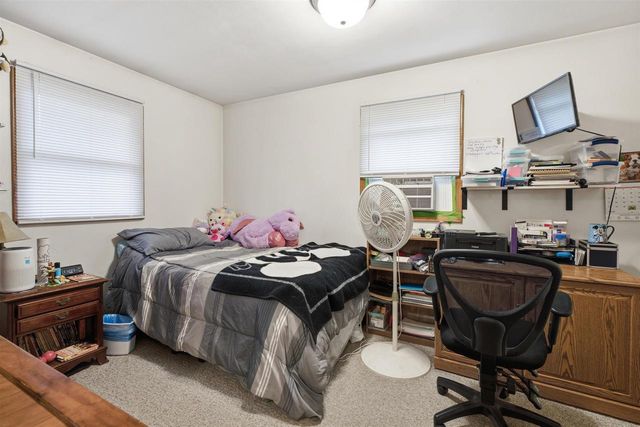 408 E PINE STREET, New London, WI 54961