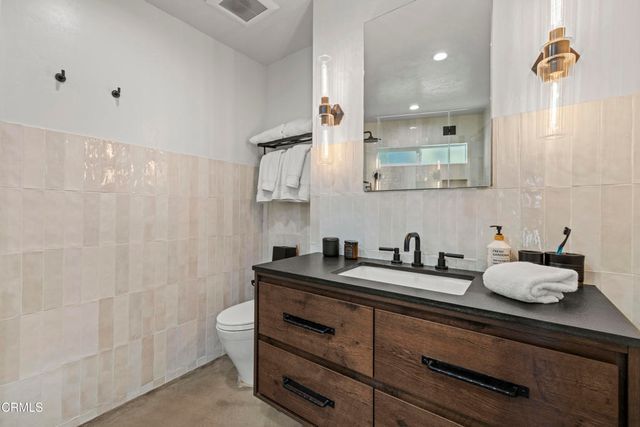 4905 Wiota Street, Los Angeles, CA 90041