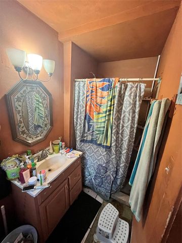 4306 Kelling Street, Houston, TX 77045