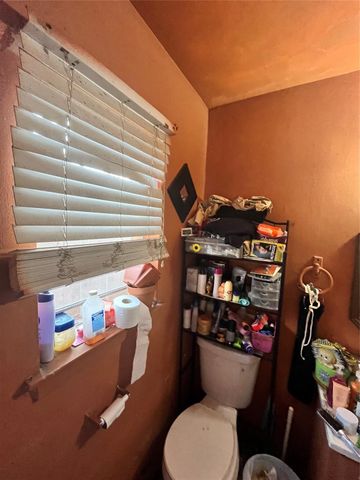 4306 Kelling Street, Houston, TX 77045