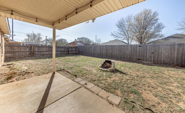 1609 76th Street, Lubbock, TX 79423