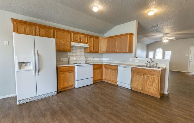 1609 76th Street, Lubbock, TX 79423