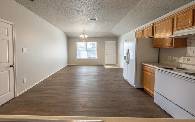 1609 76th Street, Lubbock, TX 79423