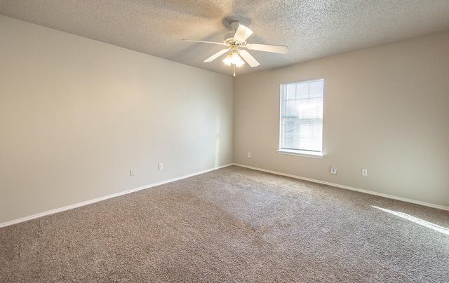 1609 76th Street, Lubbock, TX 79423