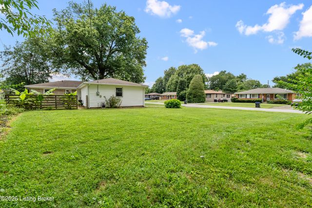 4334 Rockwood Dr, Louisville, KY 40220