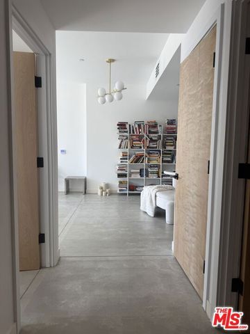 10867 Fruitland Drive 502, Los Angeles, CA 91604