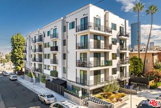 10867 Fruitland Drive 502, Los Angeles, CA 91604