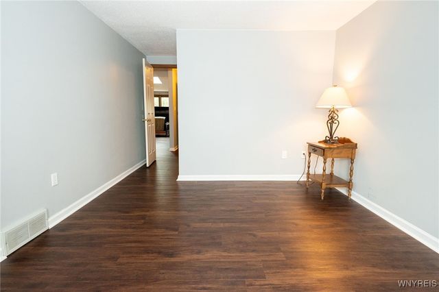 4745 Chestnut Ridge Road 12, Amherst, NY 14228