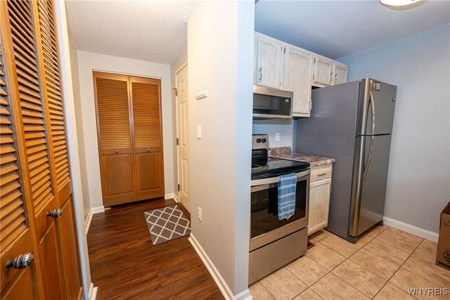 4745 Chestnut Ridge Road 12, Amherst, NY 14228