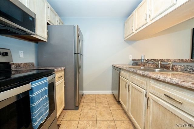 4745 Chestnut Ridge Road 12, Amherst, NY 14228