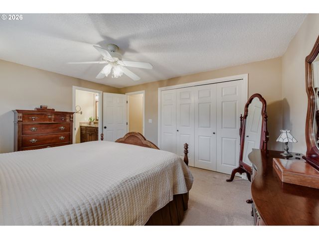 4615 Nw SALISHAN Dr, Portland, OR 97229