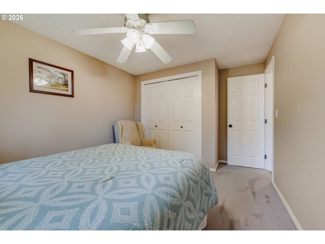 4615 Nw SALISHAN Dr, Portland, OR 97229