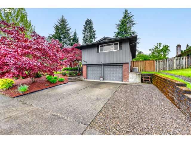 4615 Nw SALISHAN Dr, Portland, OR 97229