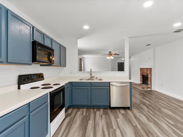 5429 Scotts Valley Street, Fort Worth, TX 76244