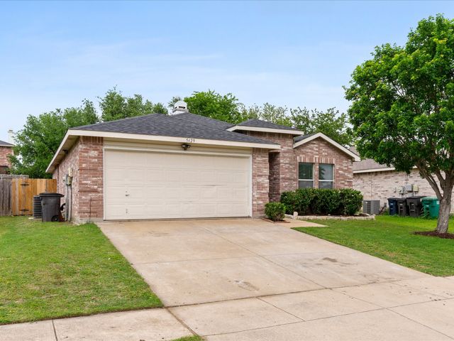 5429 Scotts Valley Street, Fort Worth, TX 76244