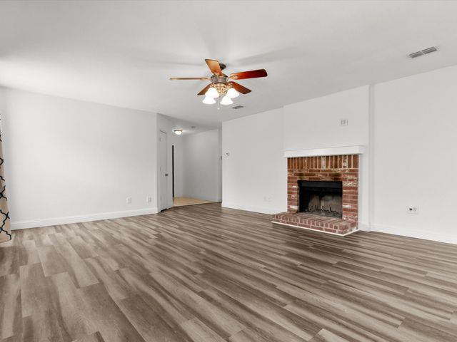 5429 Scotts Valley Street, Fort Worth, TX 76244