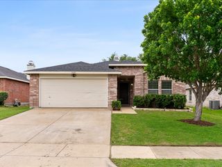 5429 Scotts Valley Street, Fort Worth, TX 76244