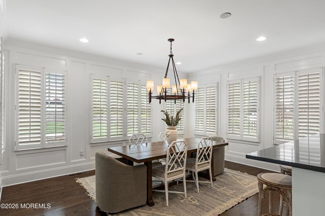 10 Borden Street, Monmouth Beach, NJ 07750