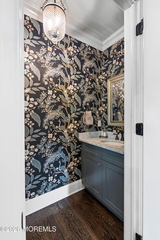 10 Borden Street, Monmouth Beach, NJ 07750