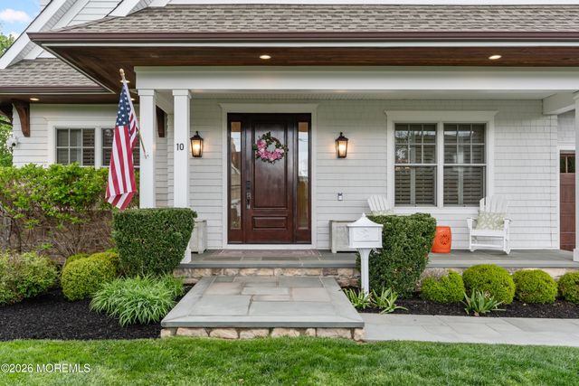 10 Borden Street, Monmouth Beach, NJ 07750