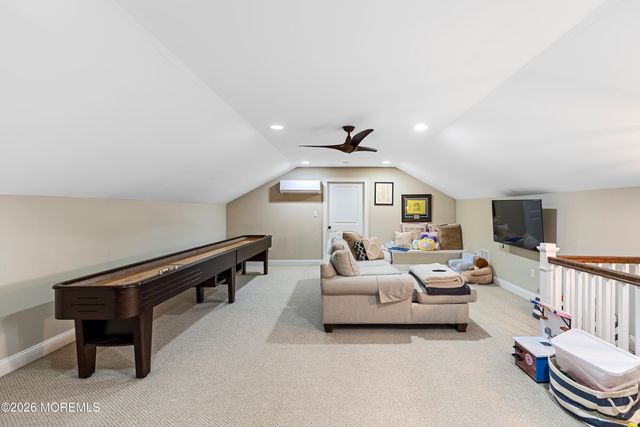 10 Borden Street, Monmouth Beach, NJ 07750