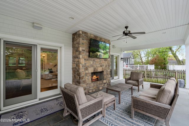10 Borden Street, Monmouth Beach, NJ 07750