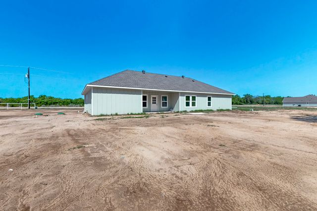 186 Smyrna Meadows Lane, Sunset, TX 76270