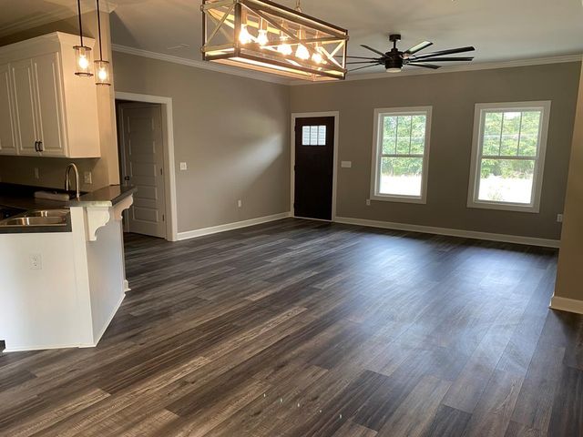 2552 Jordon Ave, Cowarts, AL 36321