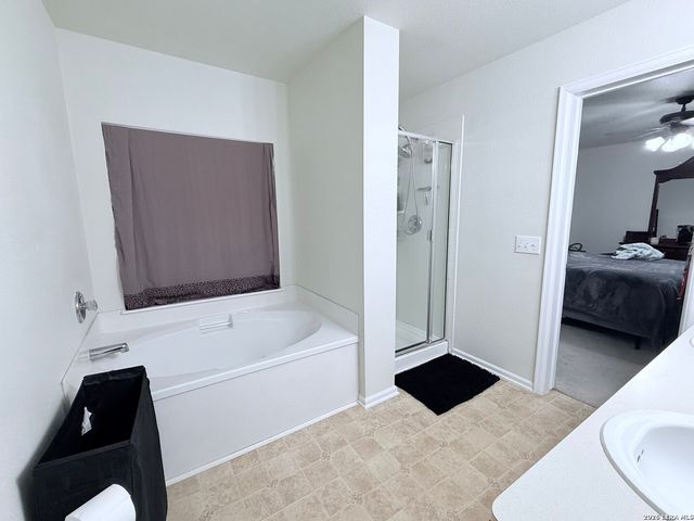 5715 Grandwood, San Antonio, TX 78239