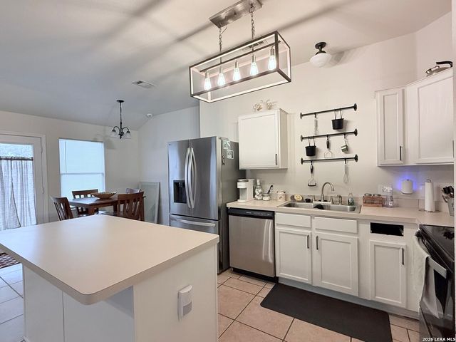 5715 Grandwood, San Antonio, TX 78239