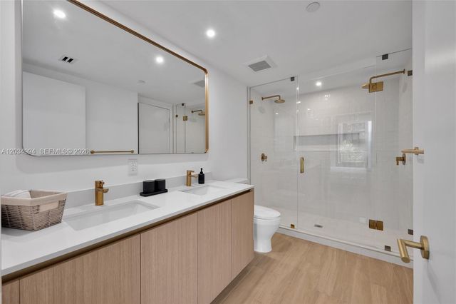 90 NE 32nd 406 406, Miami, FL 33127