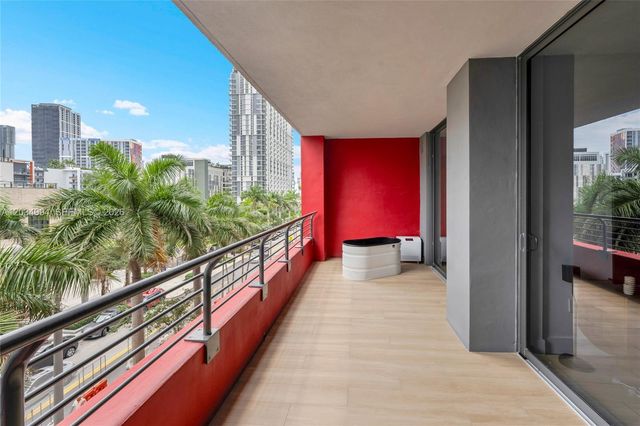 90 NE 32nd 406 406, Miami, FL 33127