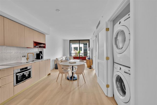 90 NE 32nd 406 406, Miami, FL 33127
