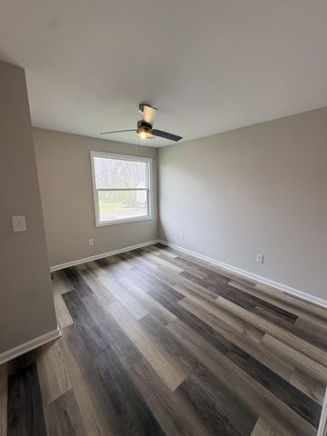 311 Malone Dr, Gallatin, TN 37066