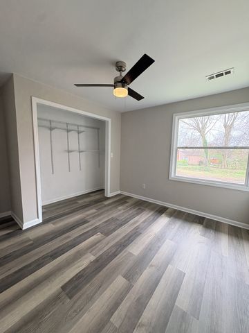 311 Malone Dr, Gallatin, TN 37066